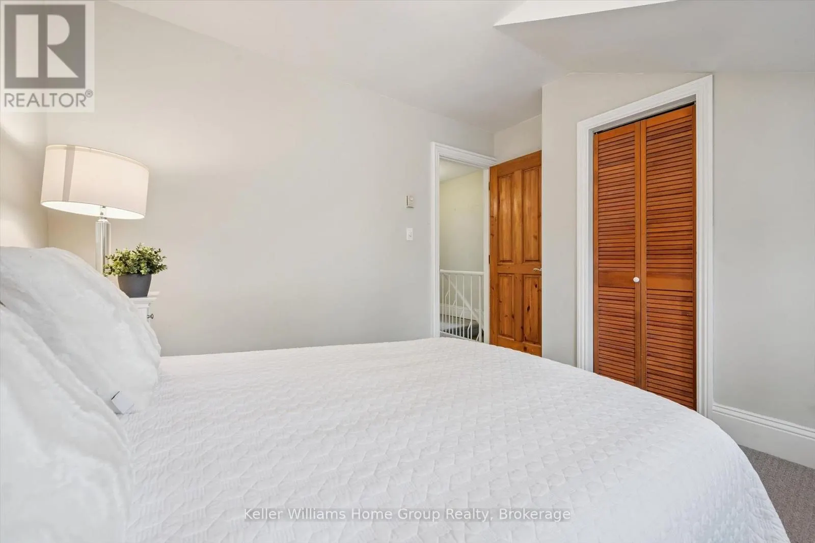 6 - 196 ARTHUR STREET N #6