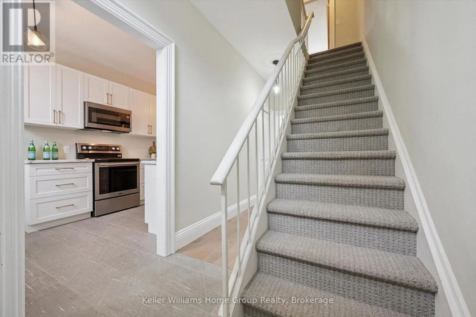 6 - 196 ARTHUR STREET N #6