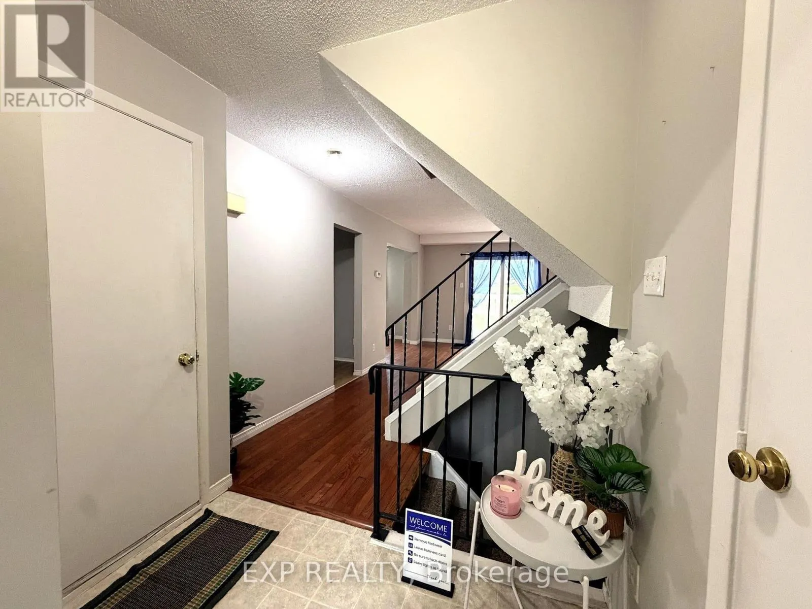 6 - 195 FERGUSON DRIVE
