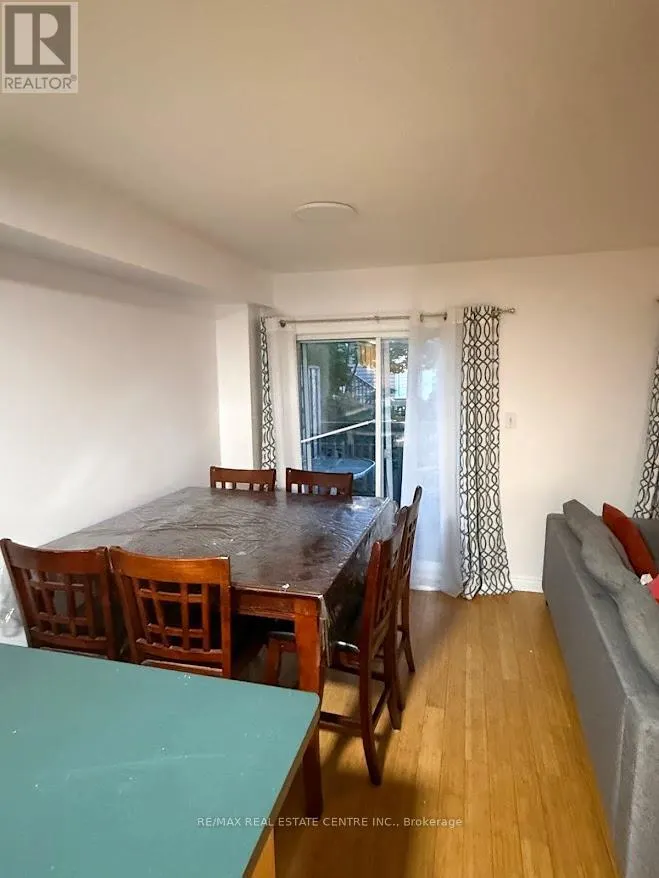 1 - 185 HIGHLAND CRESCENT