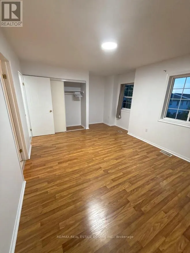 1 - 185 HIGHLAND CRESCENT