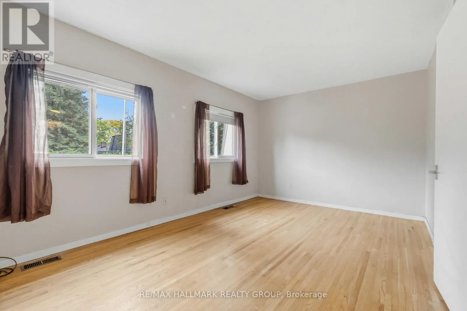 3 SANDWELL CRESCENT
