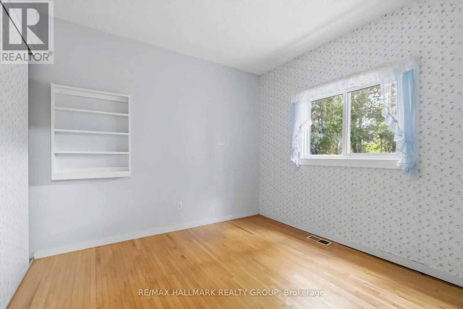 3 SANDWELL CRESCENT