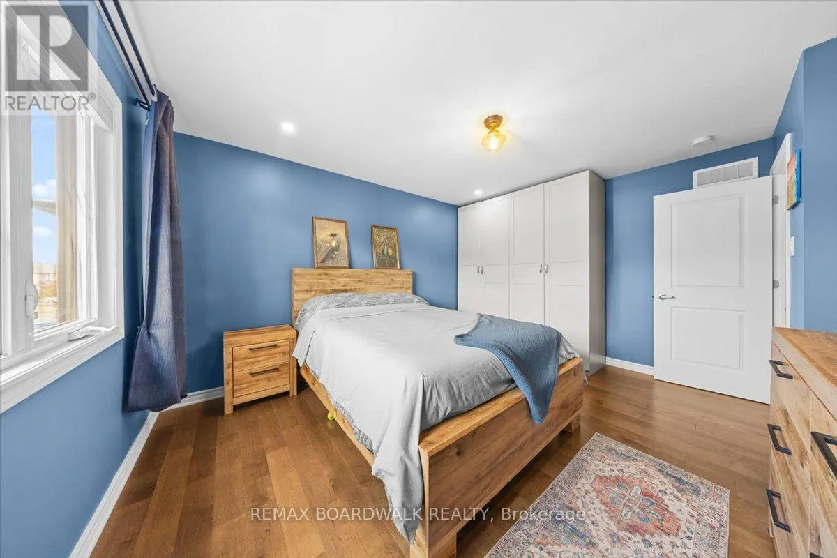 248 MUNRO STREET
