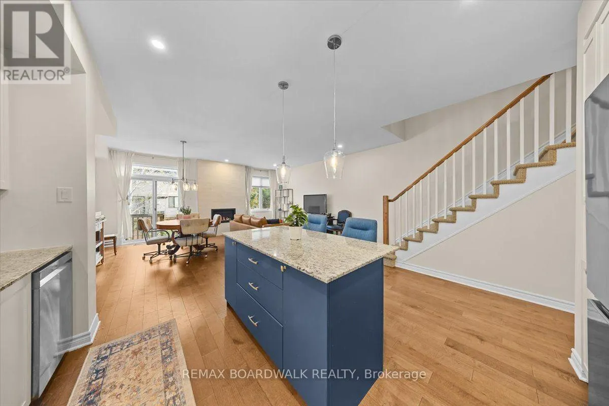 248 MUNRO STREET