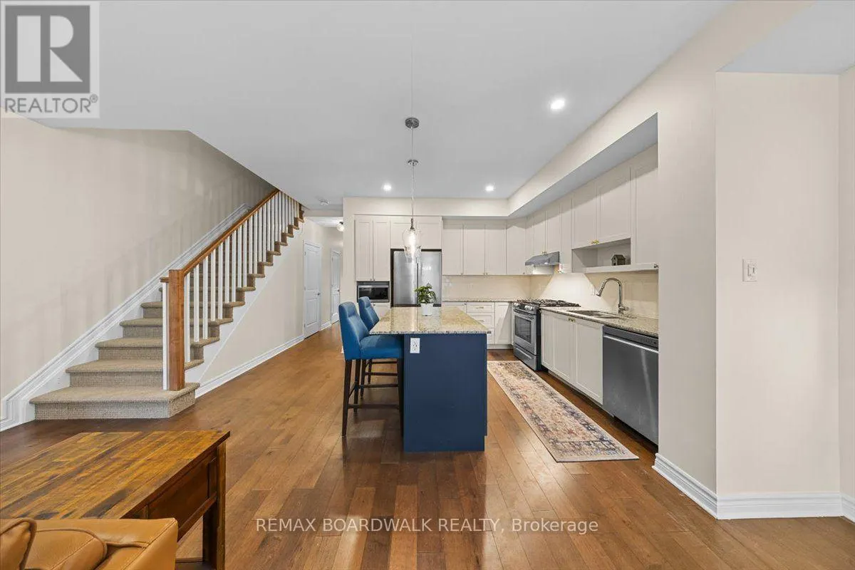 248 MUNRO STREET