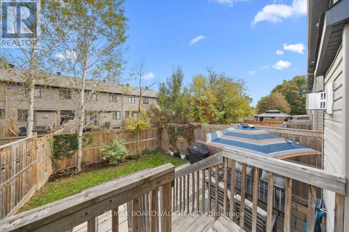 248 MUNRO STREET