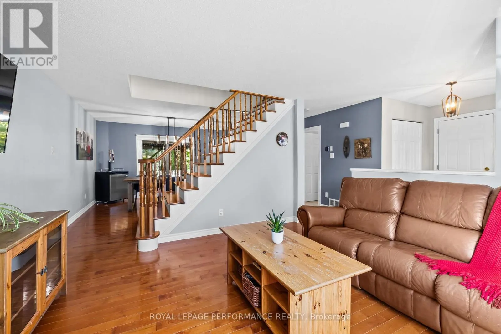 34 GIROUX STREET