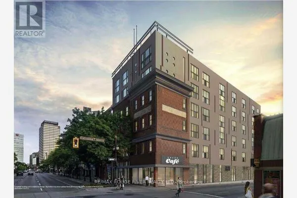 408 - 121 KING STREET E