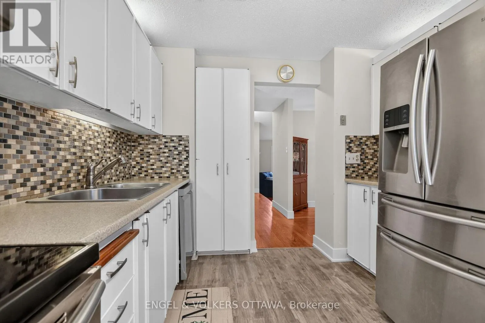 138 SHERWAY DRIVE