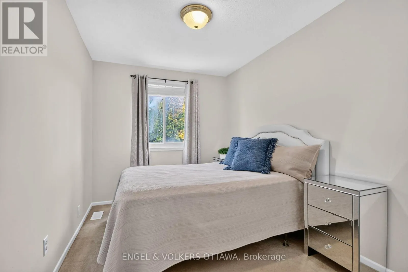 138 SHERWAY DRIVE