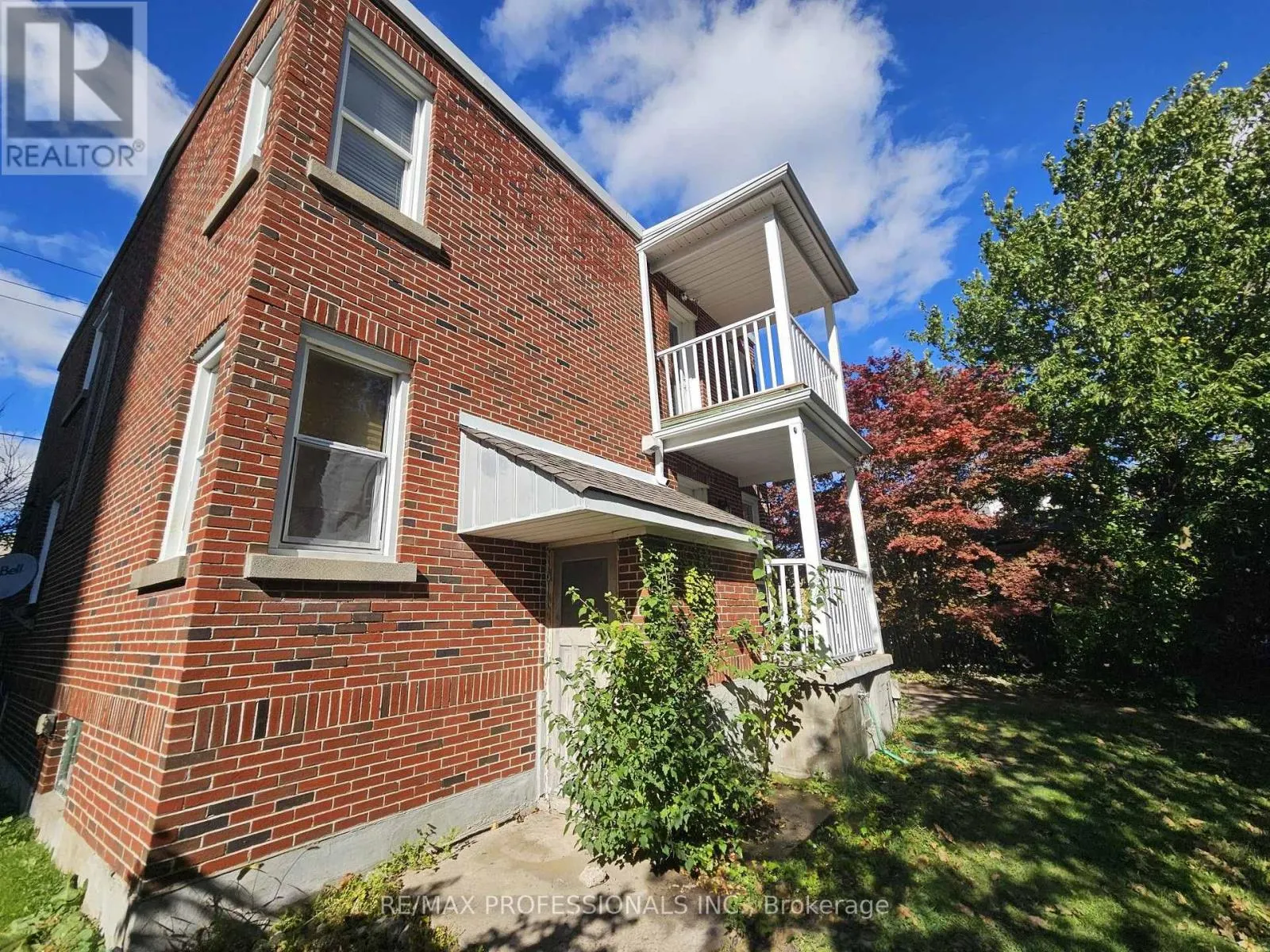 A-UPPER - 119 ERB STREET E
