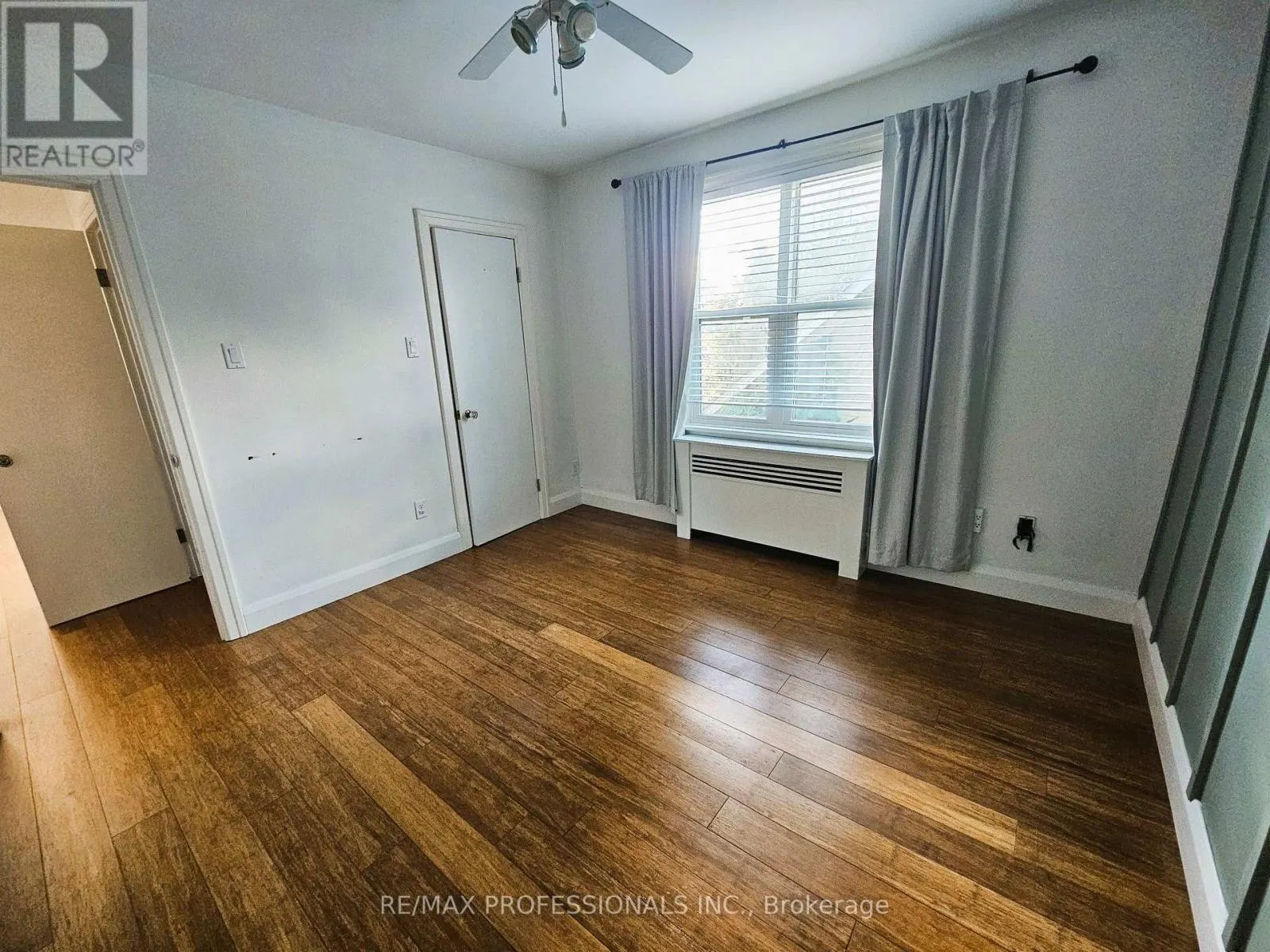 A-UPPER - 119 ERB STREET E