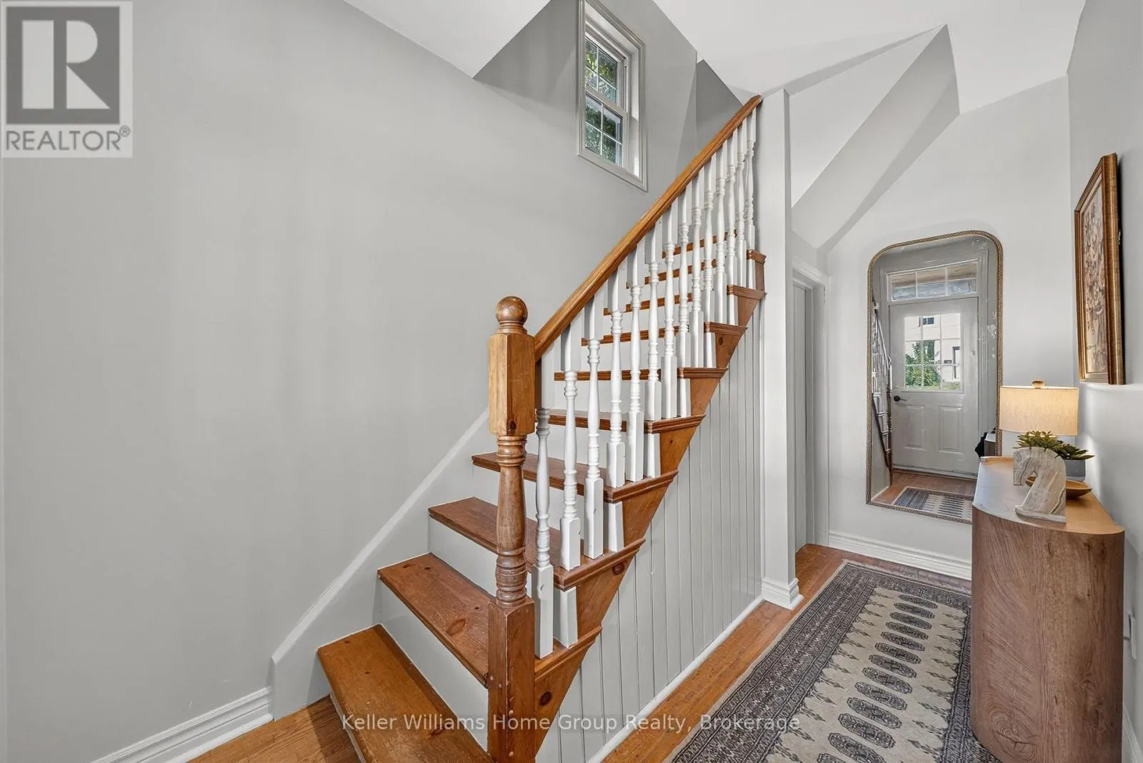 130 YORKSHIRE STREET N
