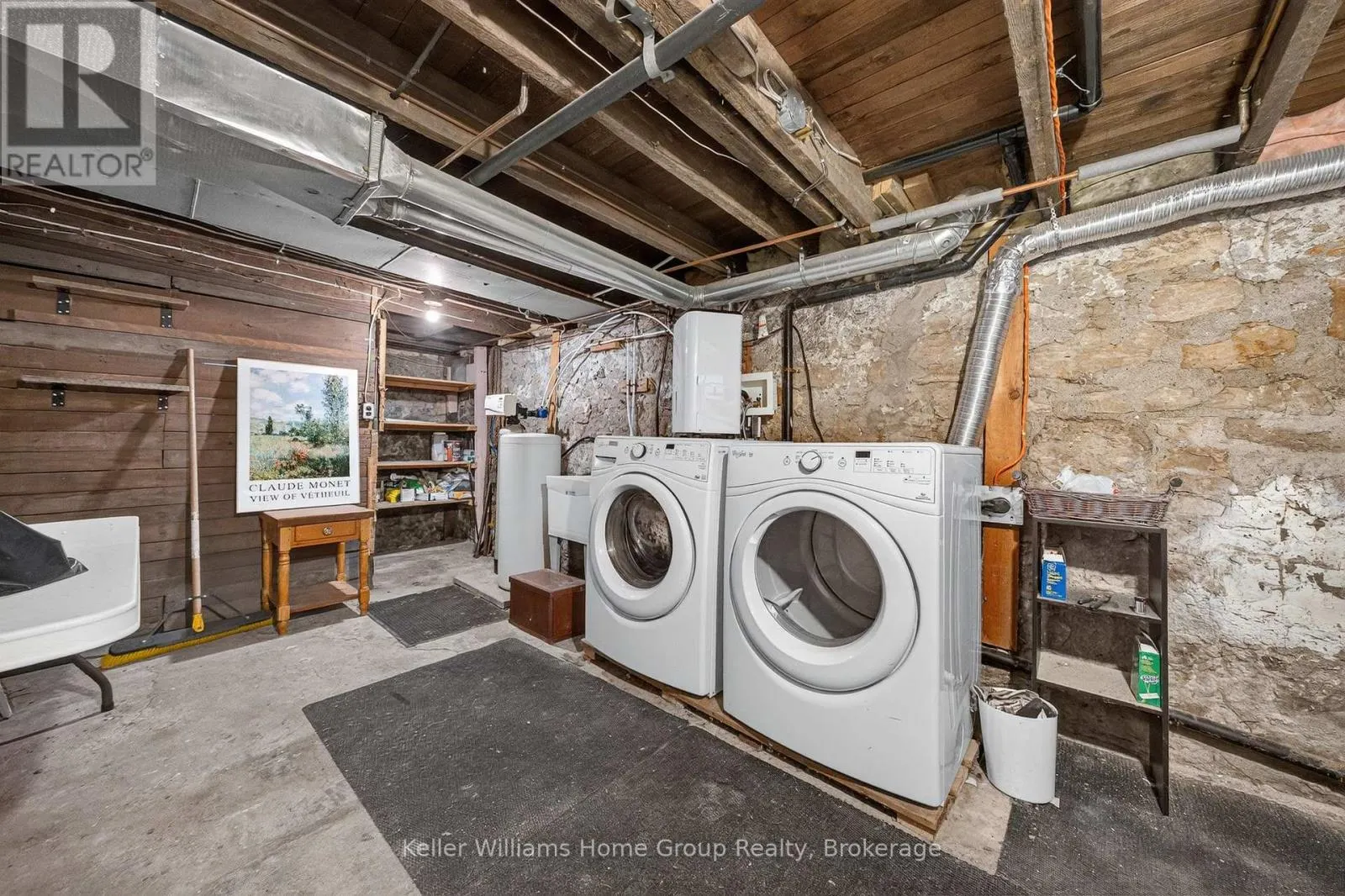 130 YORKSHIRE STREET N