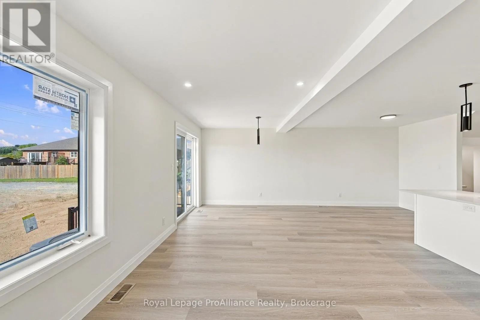 8 AMBROSIA WAY