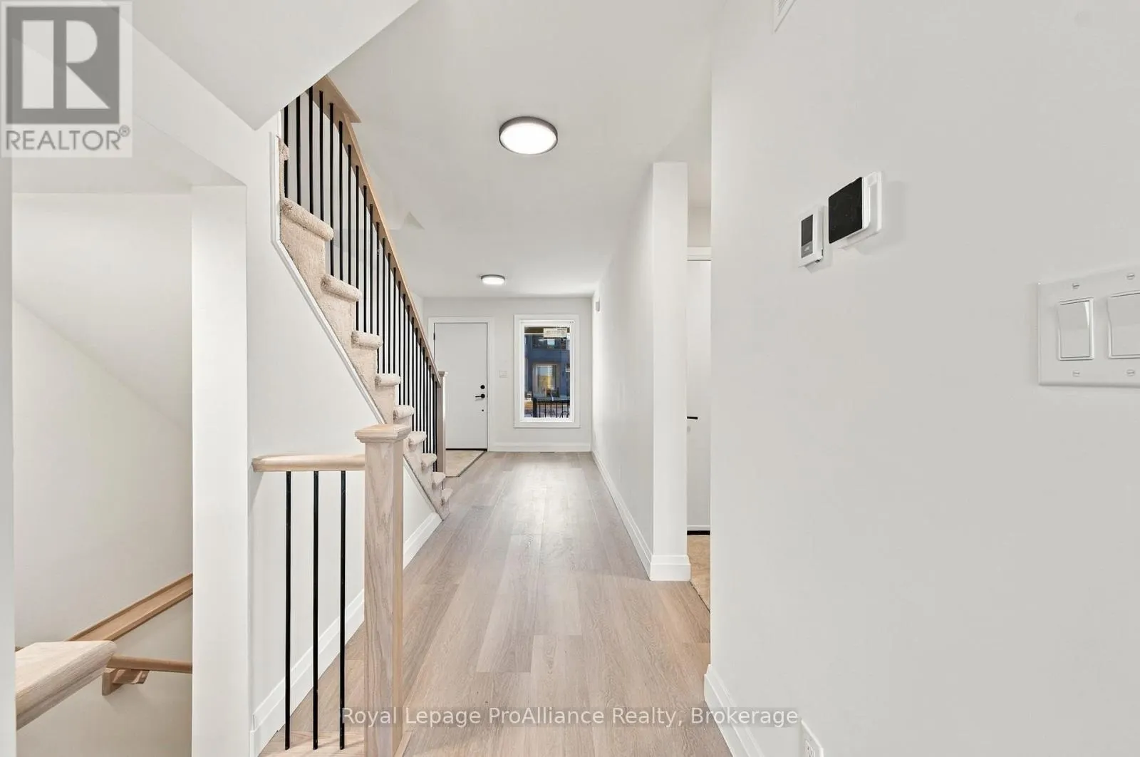 8 AMBROSIA WAY