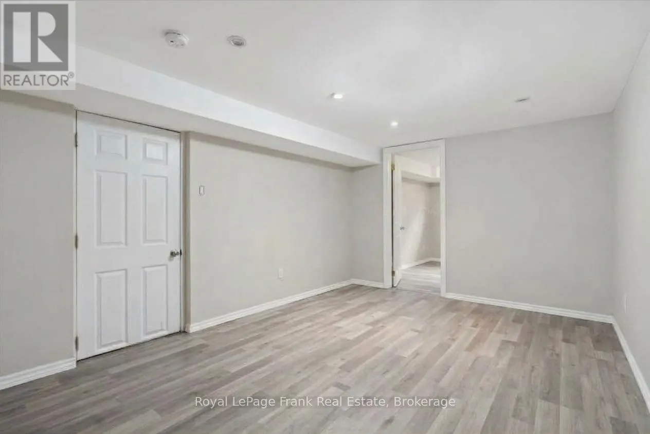 19 DALEVIEW AVENUE