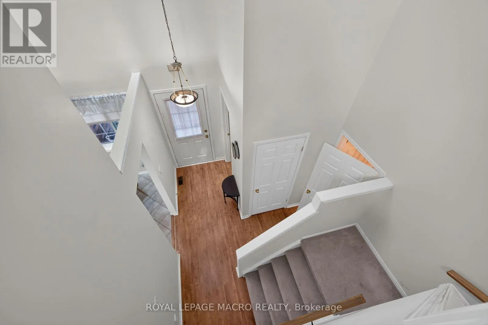 4 - 4108 LOGANBERRY COURT