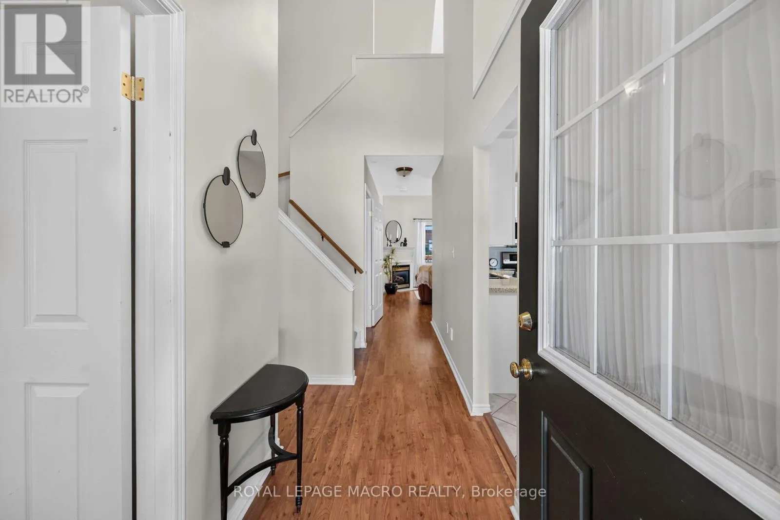 4 - 4108 LOGANBERRY COURT