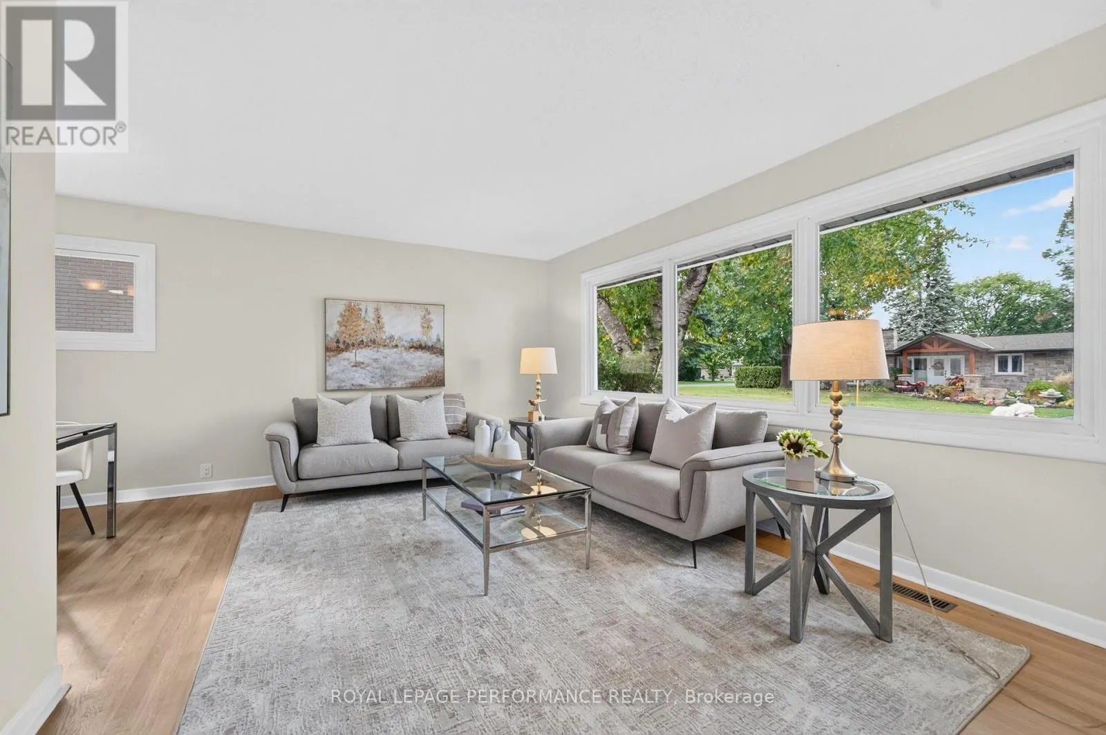 21 MILLBROOK CRESCENT