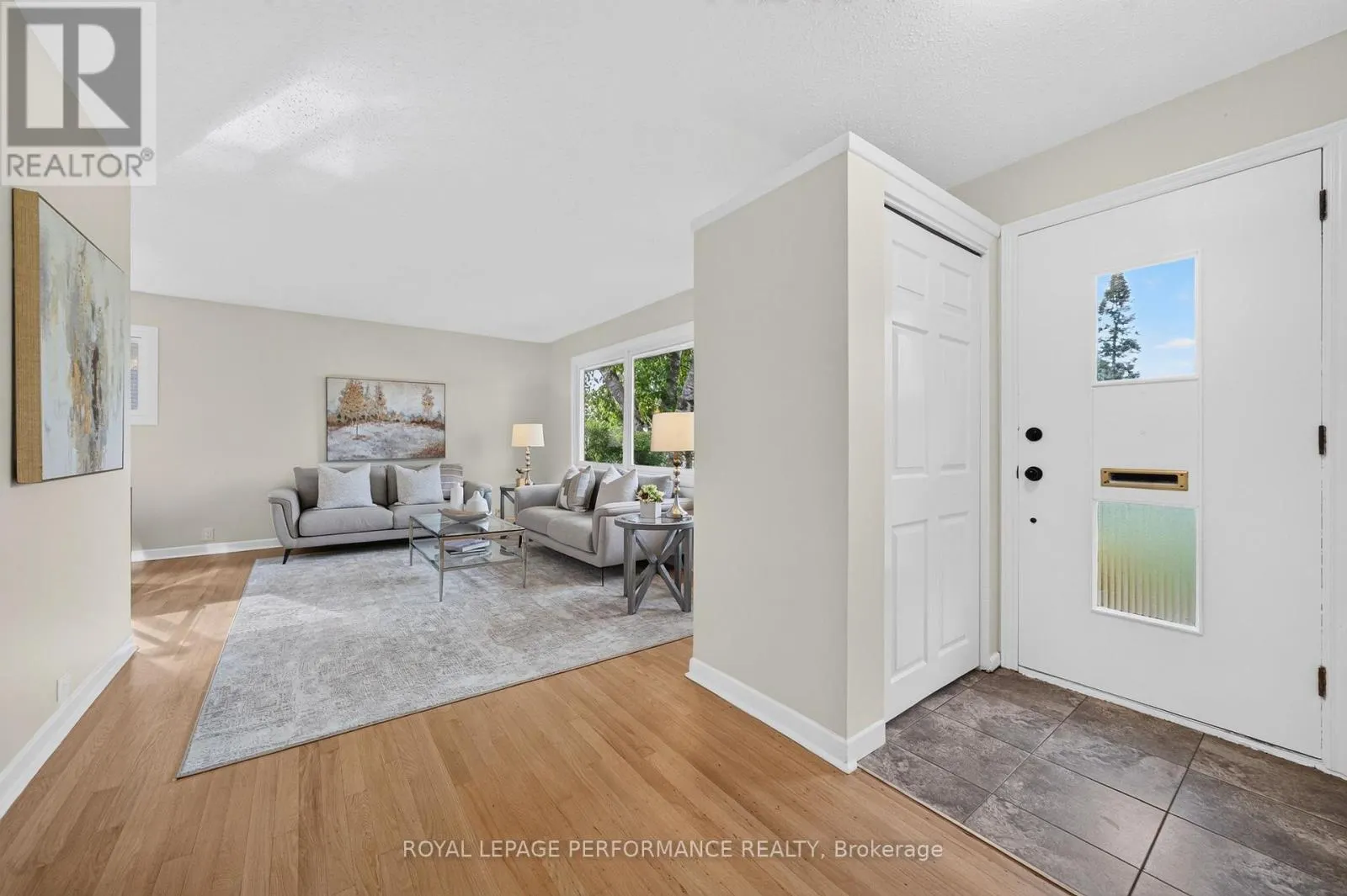 21 MILLBROOK CRESCENT