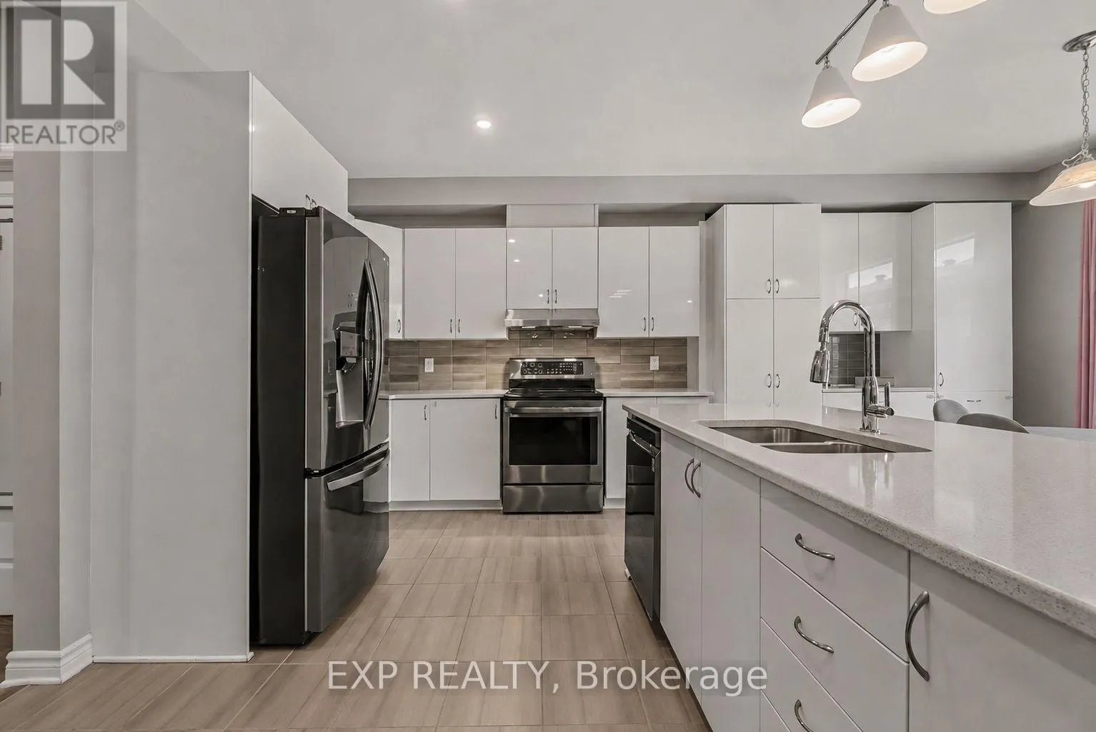 719 CASHMERE TERRACE