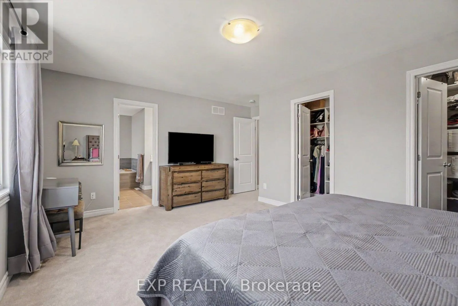 719 CASHMERE TERRACE