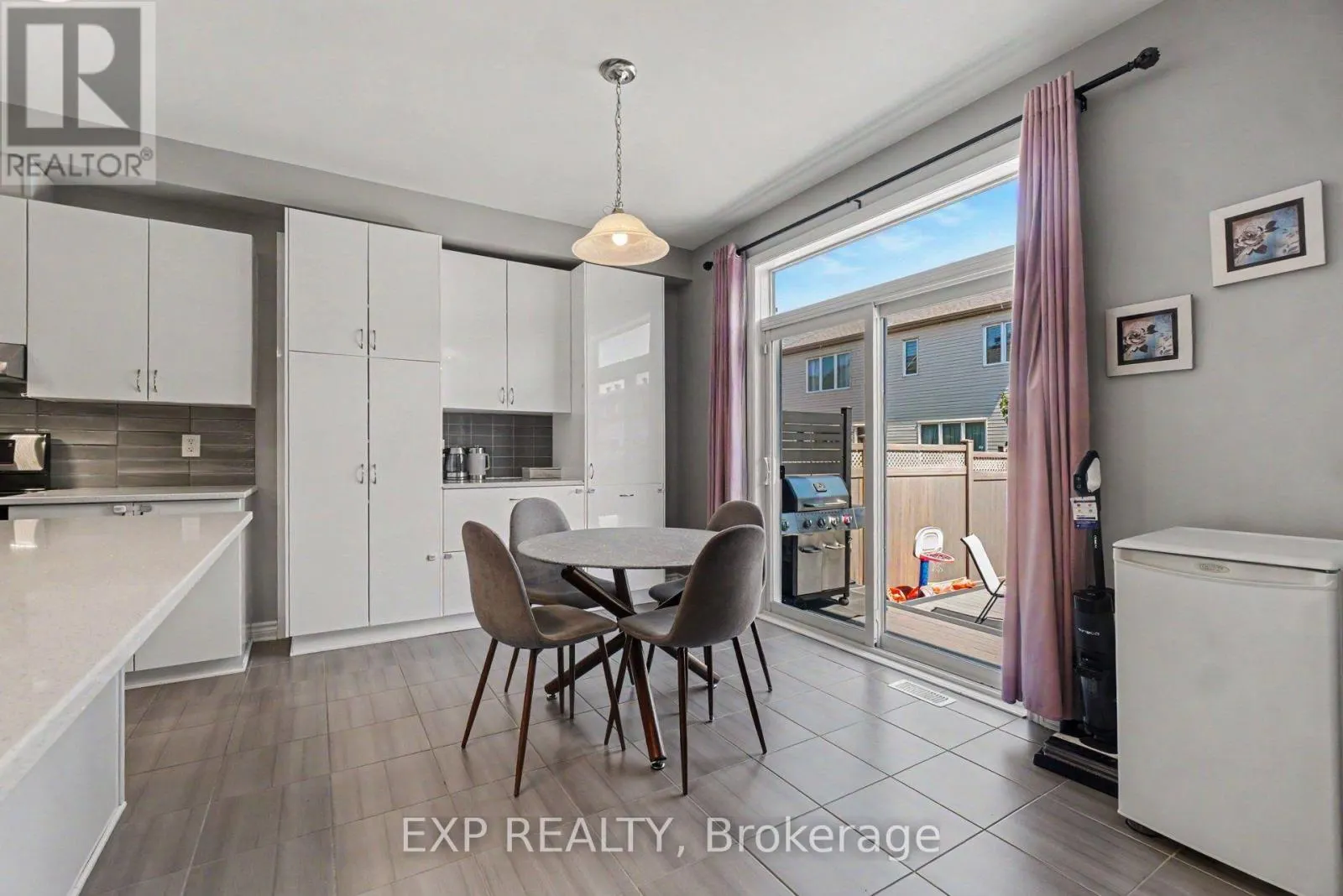 719 CASHMERE TERRACE