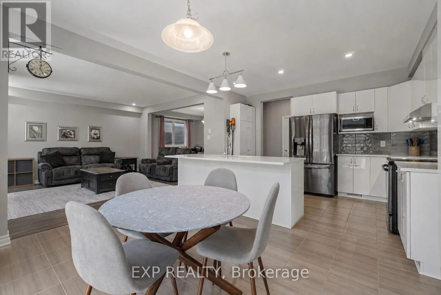 719 CASHMERE TERRACE
