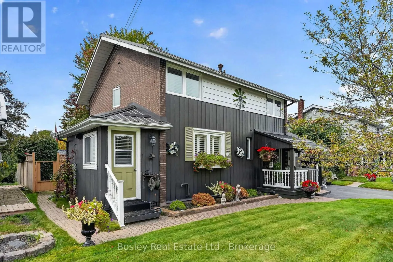 42 TREFUSIS STREET