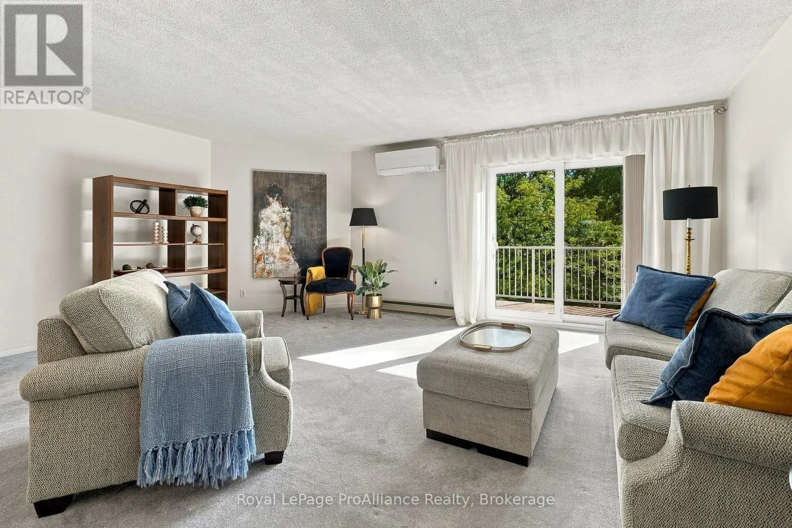 10 - 179 HERCHIMER AVENUE #10