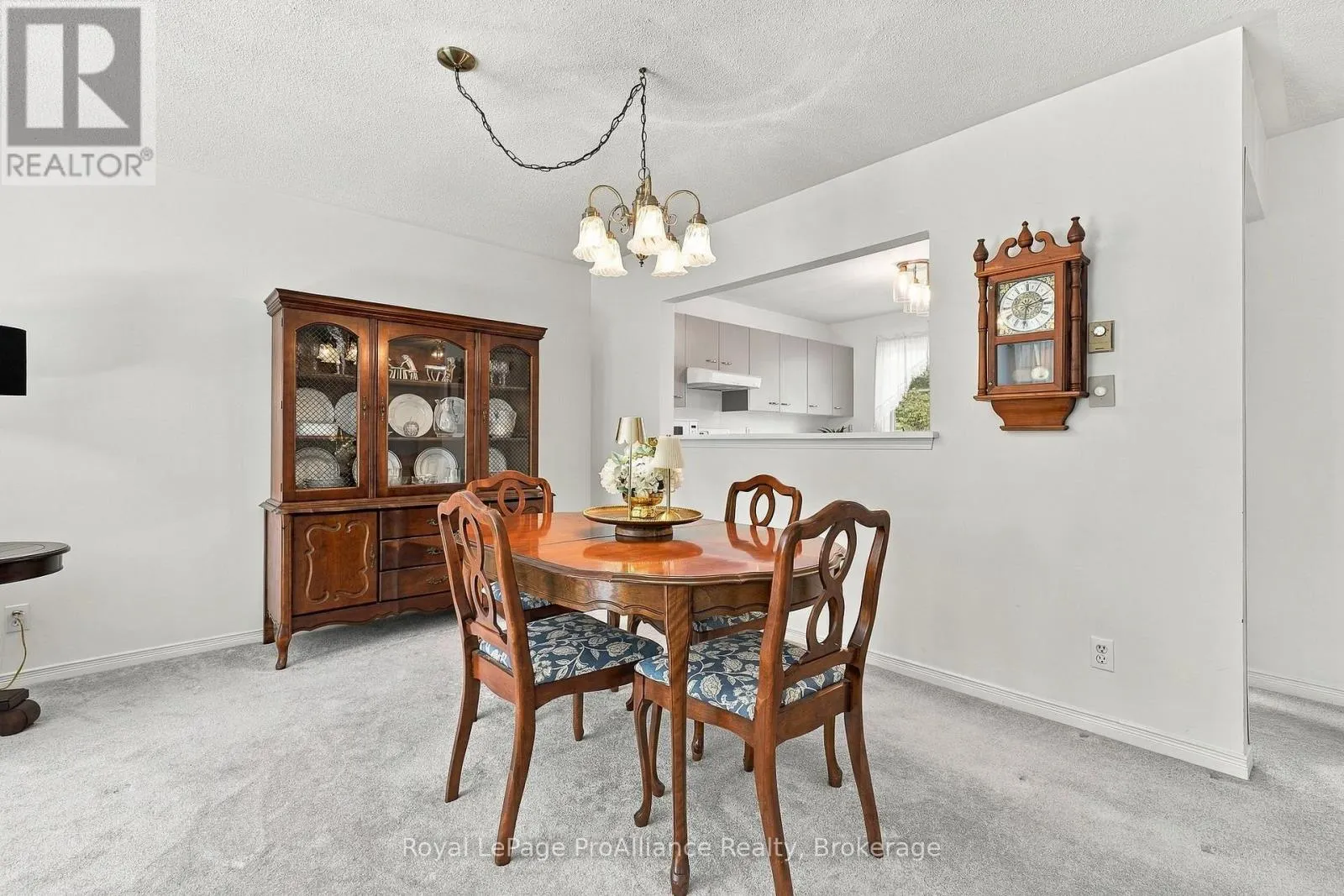 10 - 179 HERCHIMER AVENUE #10