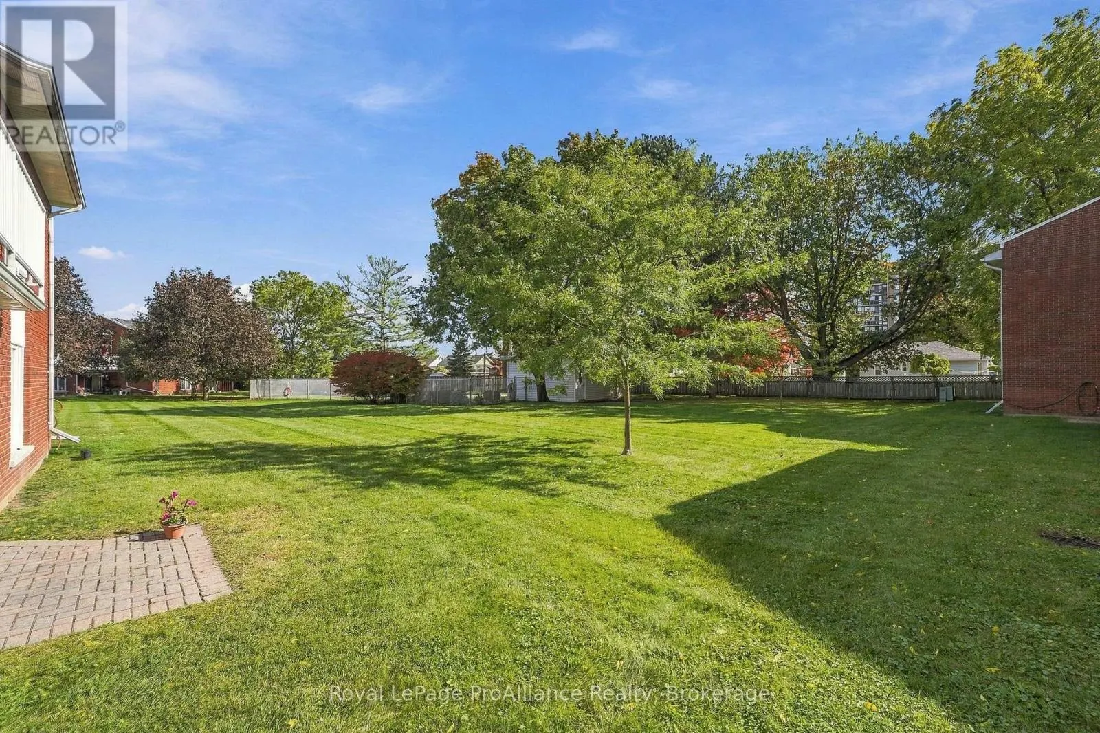 10 - 179 HERCHIMER AVENUE #10