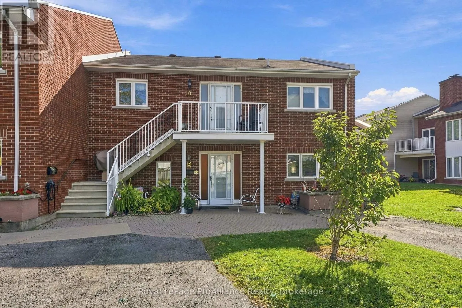 10 - 179 HERCHIMER AVENUE #10