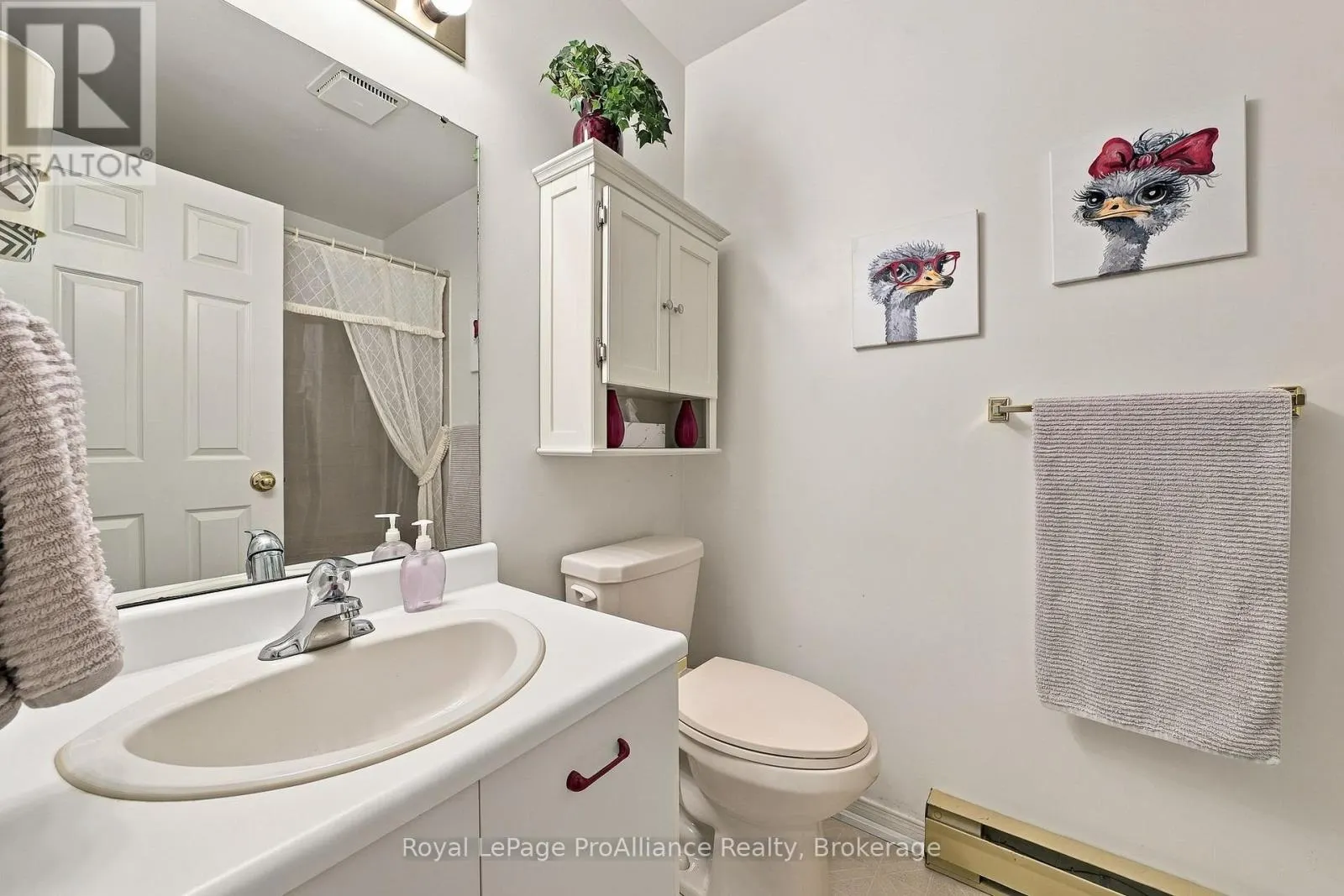 10 - 179 HERCHIMER AVENUE #10
