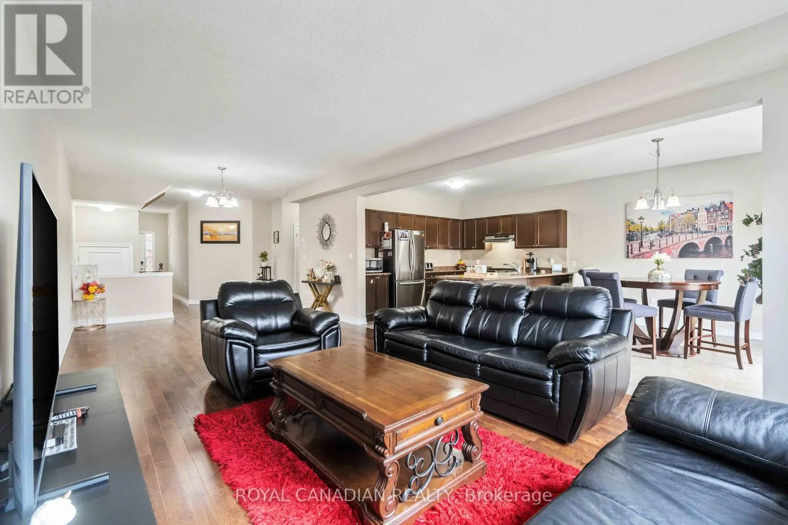 92 BETHUNE AVENUE