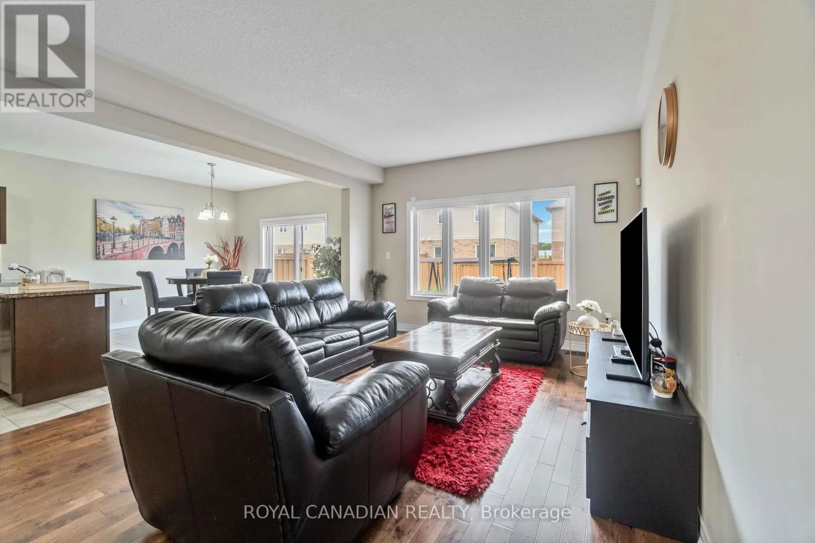 92 BETHUNE AVENUE
