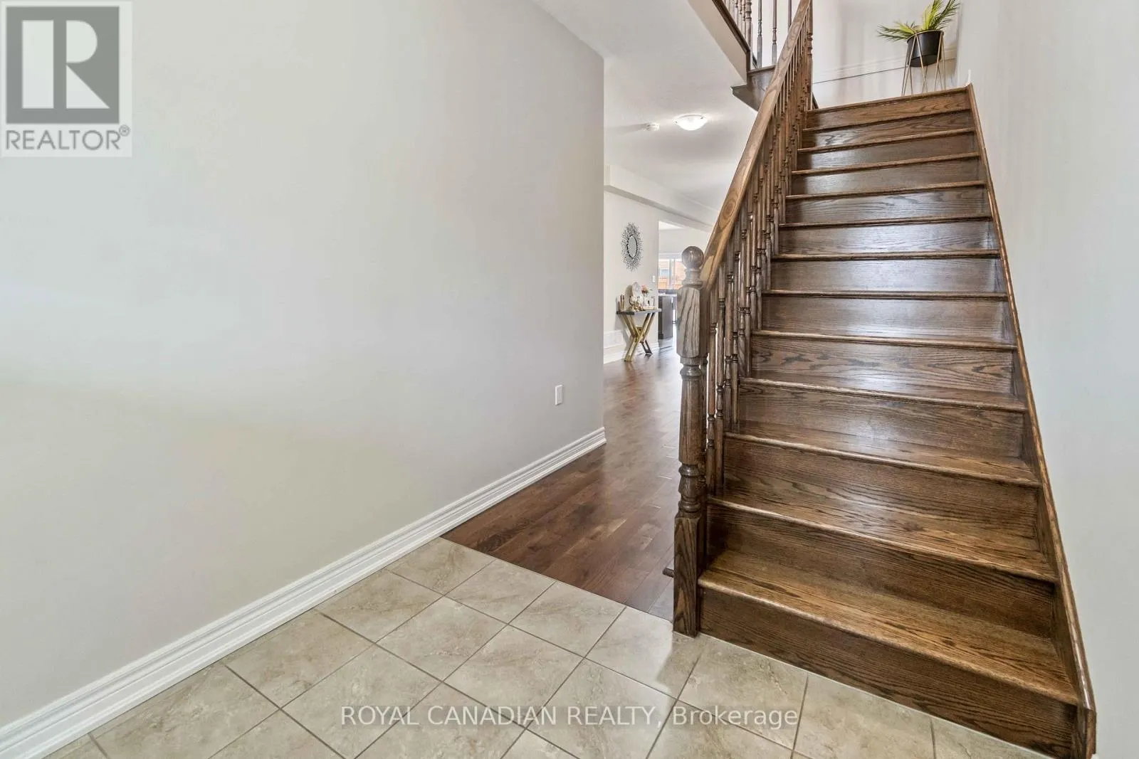 92 BETHUNE AVENUE