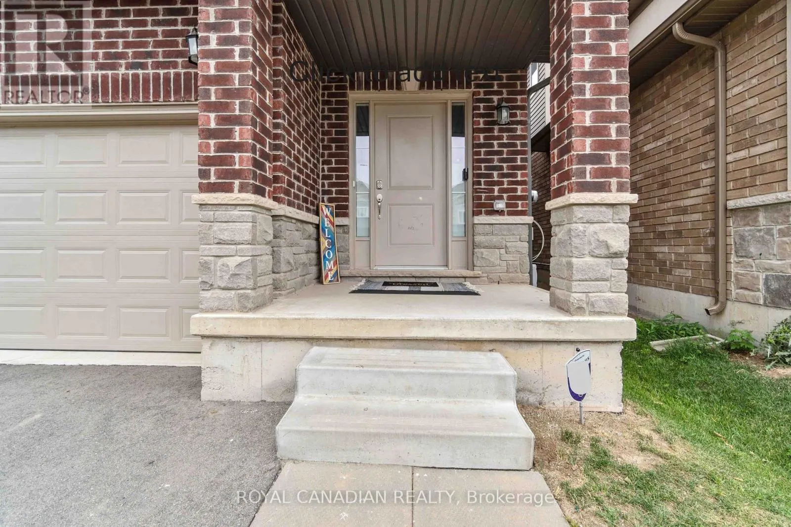 92 BETHUNE AVENUE