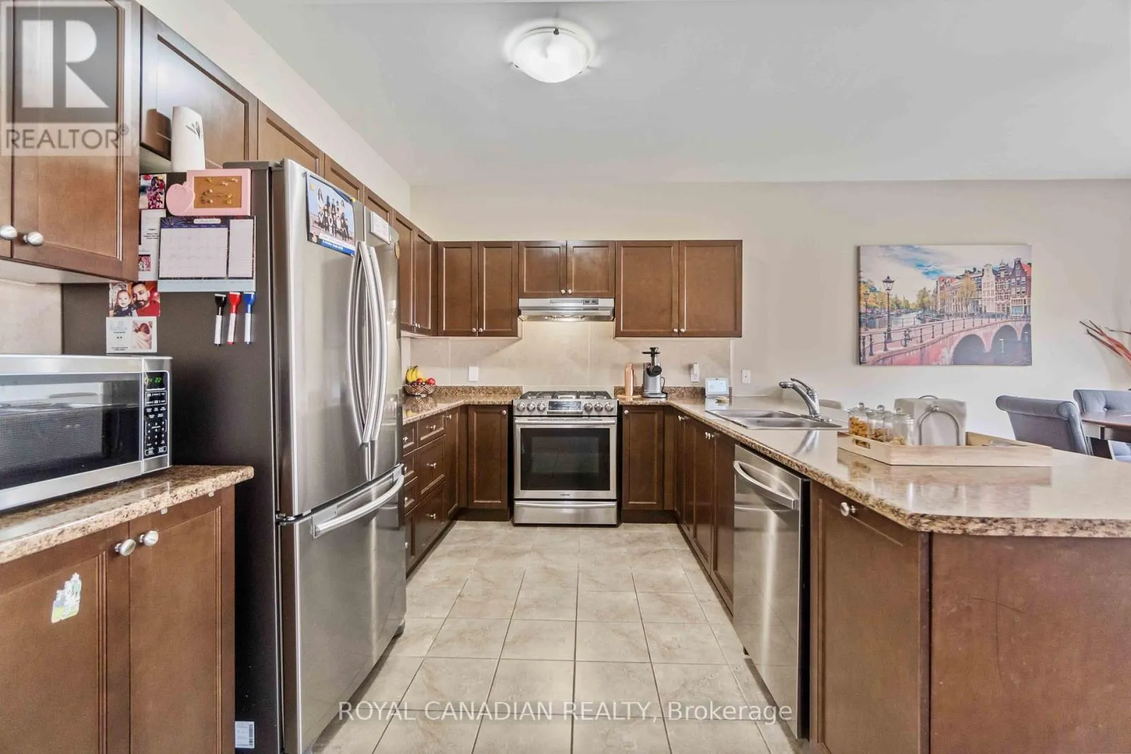 92 BETHUNE AVENUE