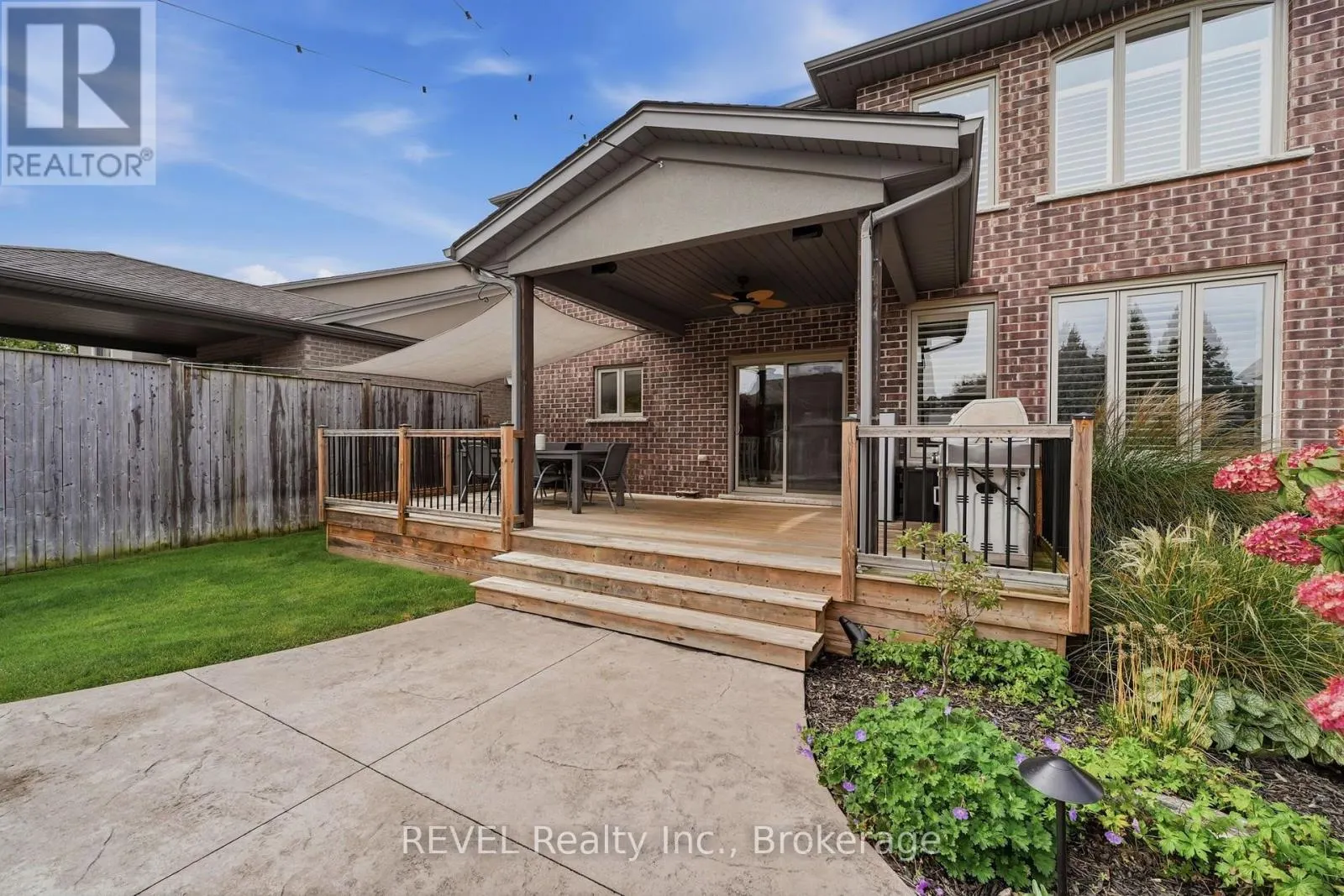 2504 MARINELLI DRIVE
