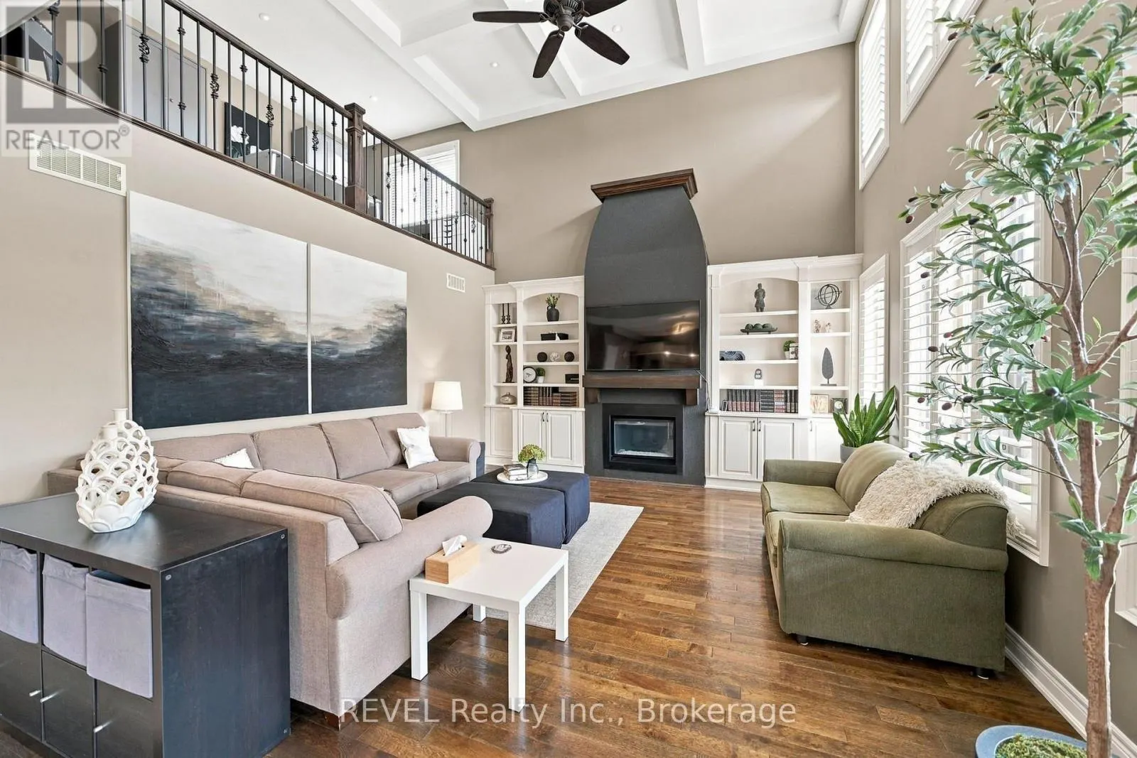 2504 MARINELLI DRIVE
