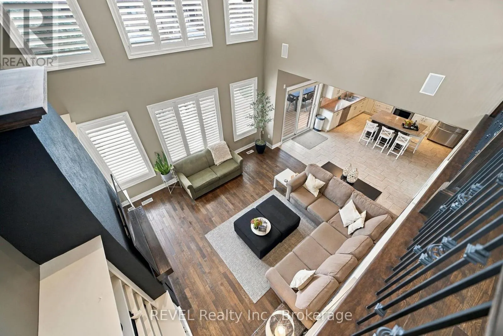 2504 MARINELLI DRIVE
