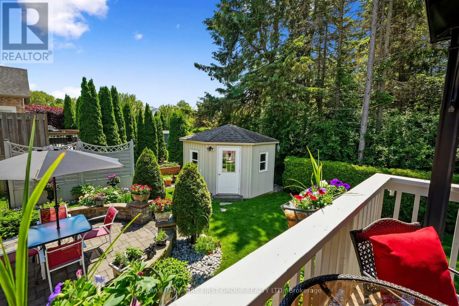 489 FOOTE CRESCENT