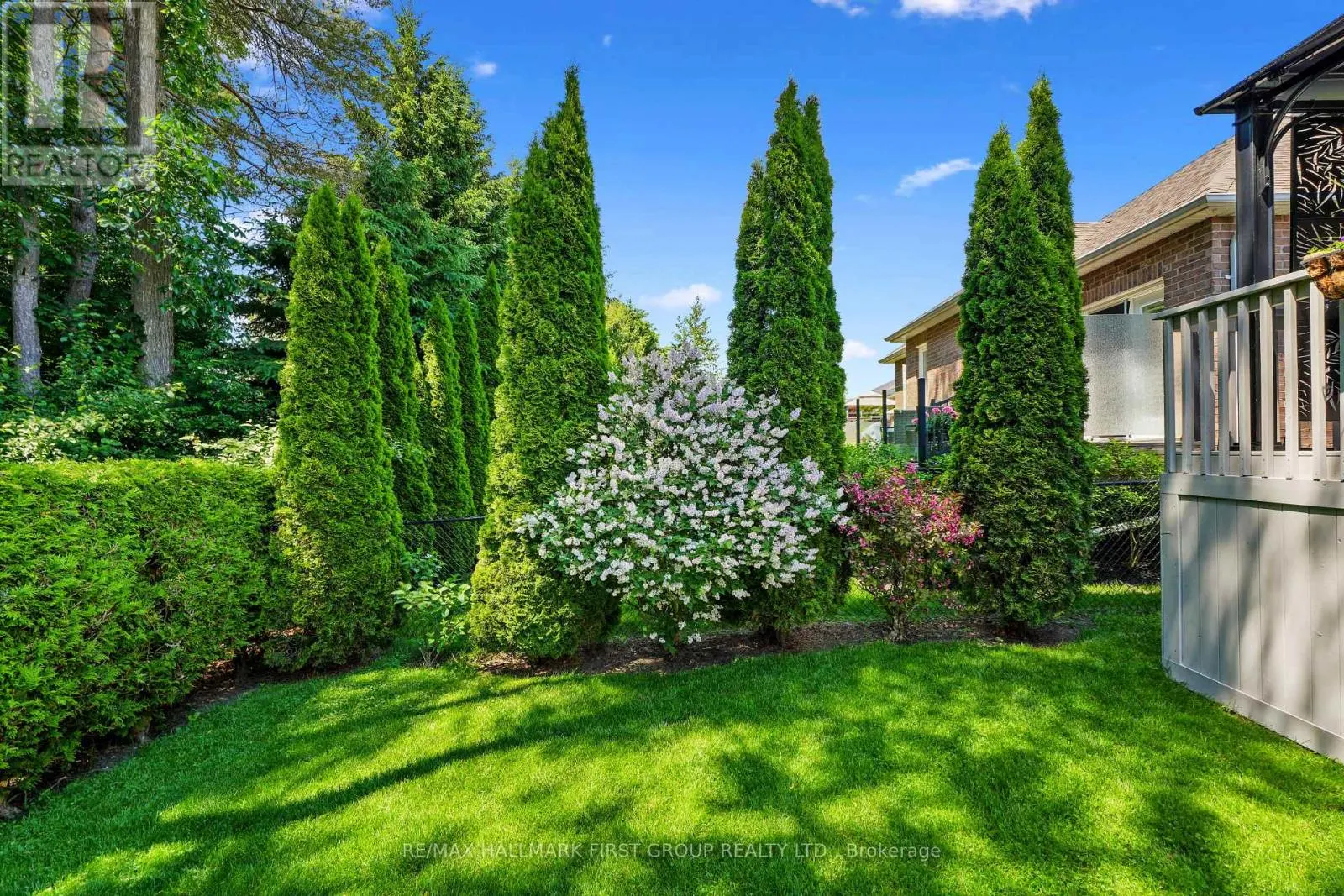 489 FOOTE CRESCENT