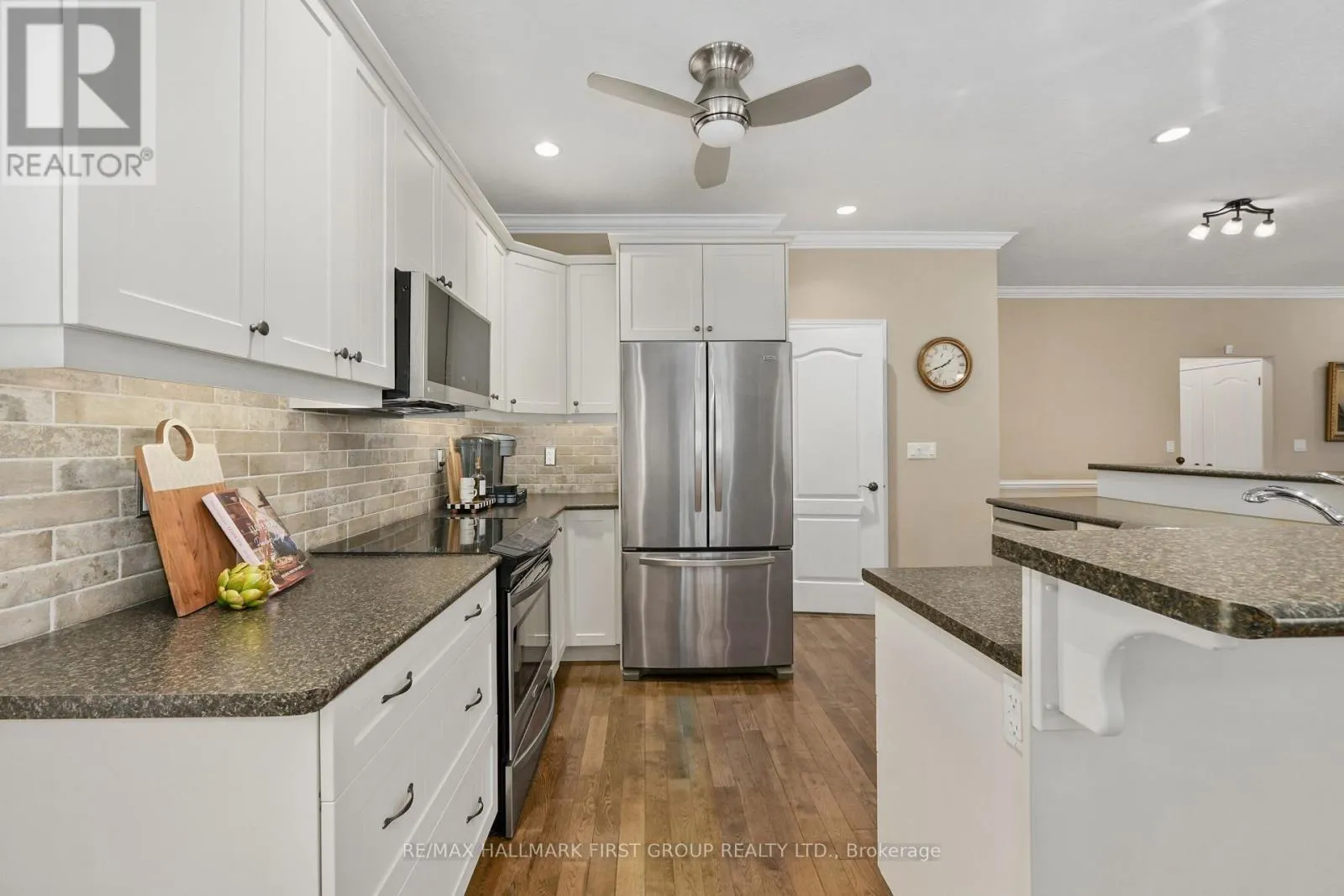 489 FOOTE CRESCENT