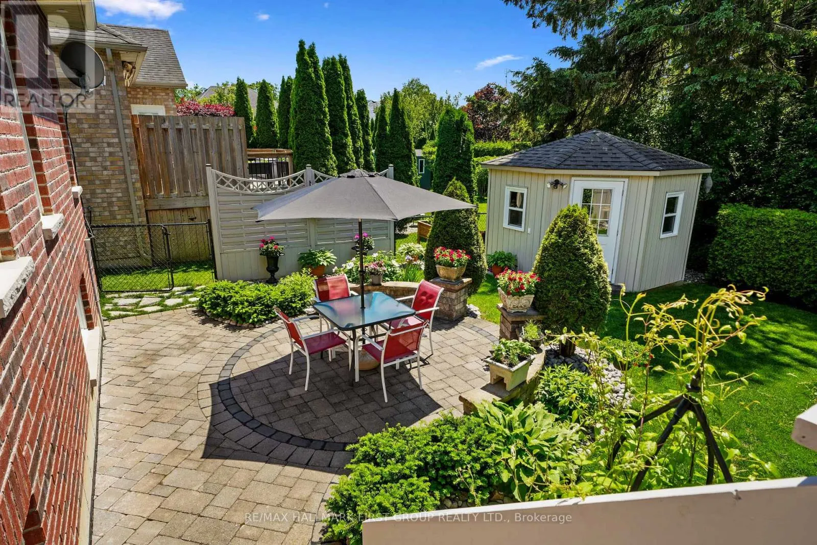 489 FOOTE CRESCENT
