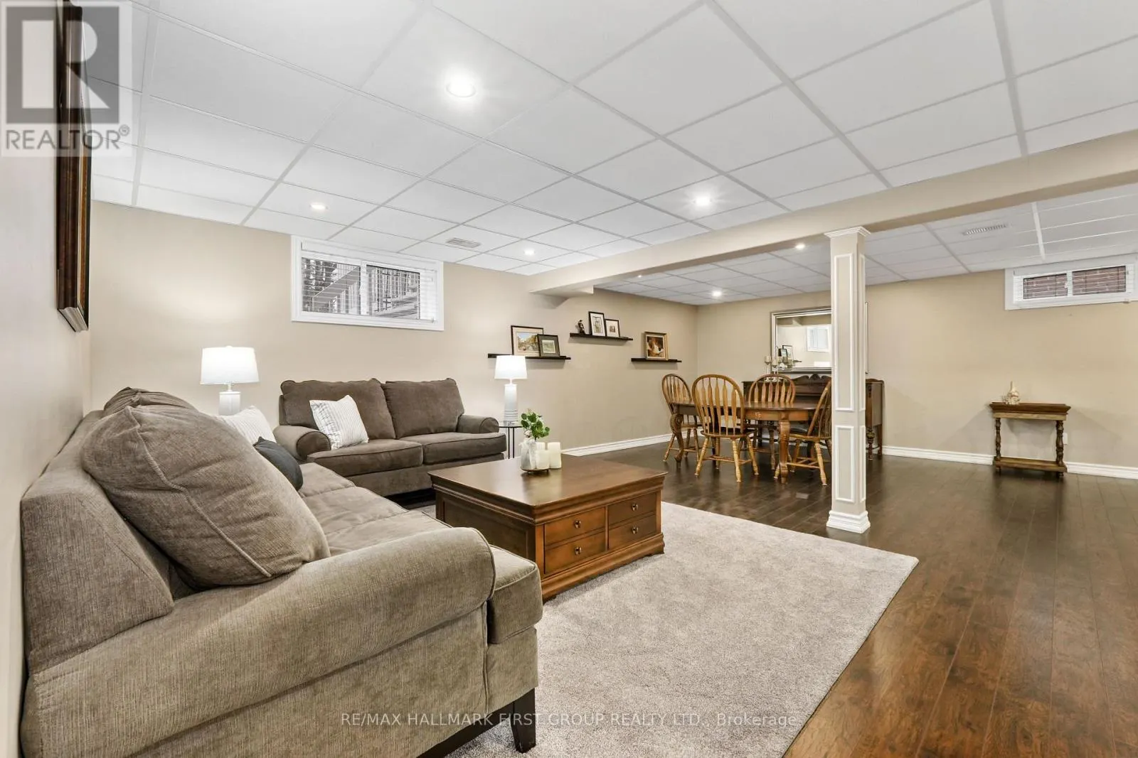 489 FOOTE CRESCENT