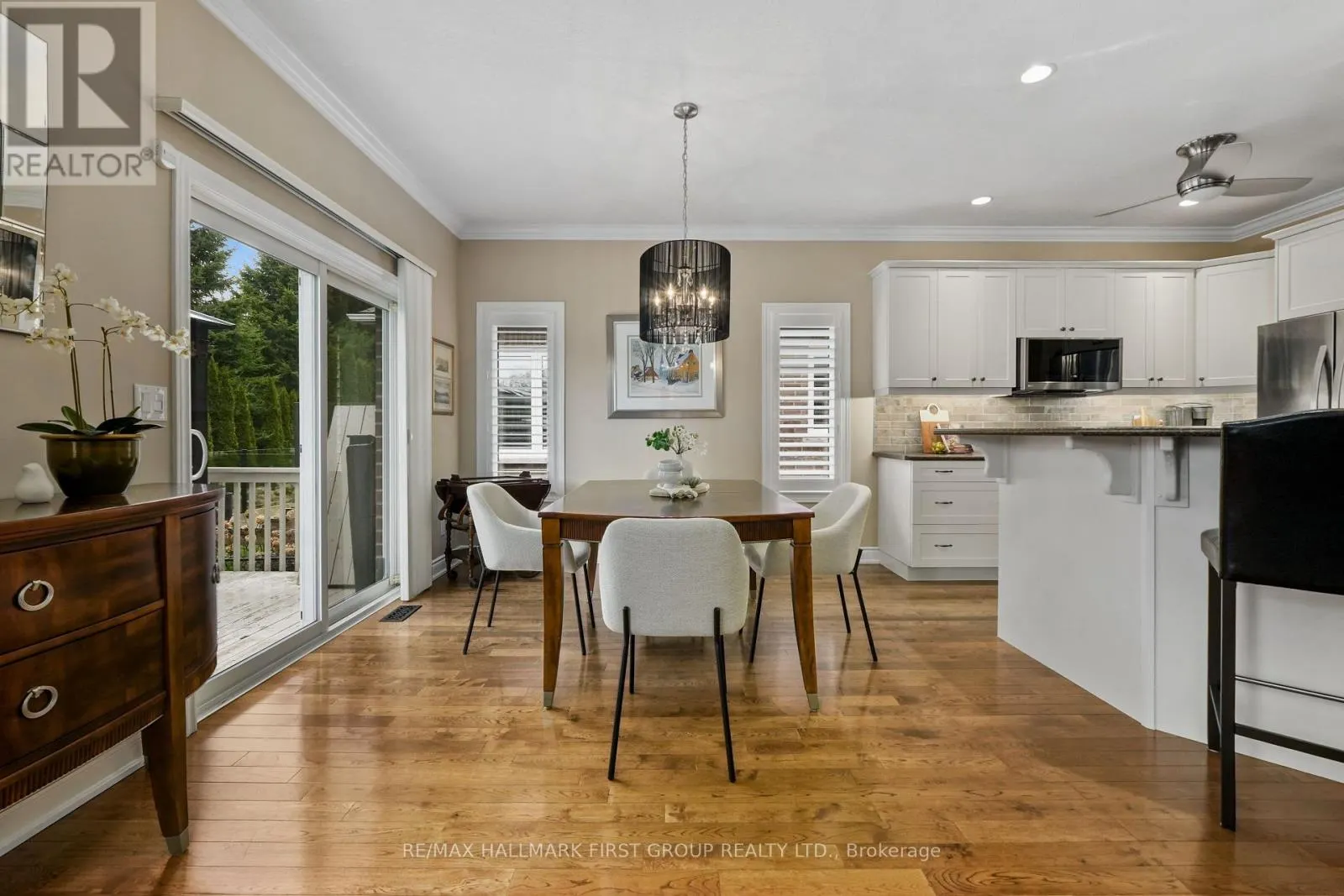 489 FOOTE CRESCENT